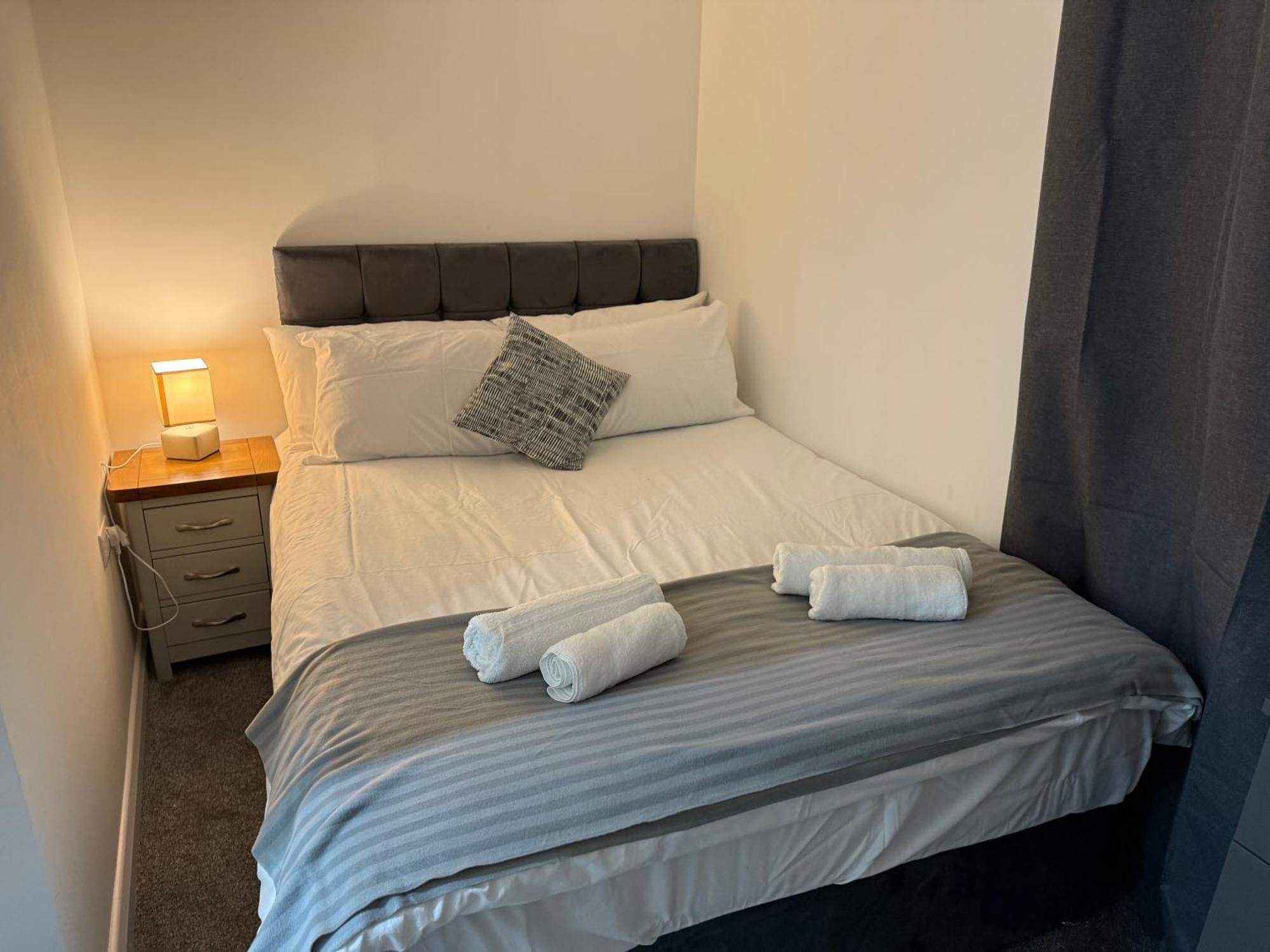 Modern - Centre - 2br Apartment